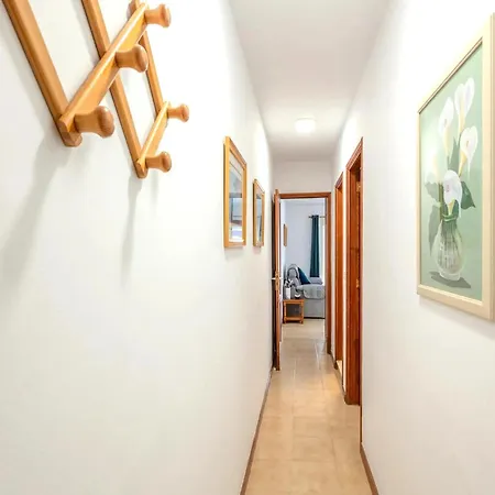 Διαμέρισμα Cascajos Beachfront For 3